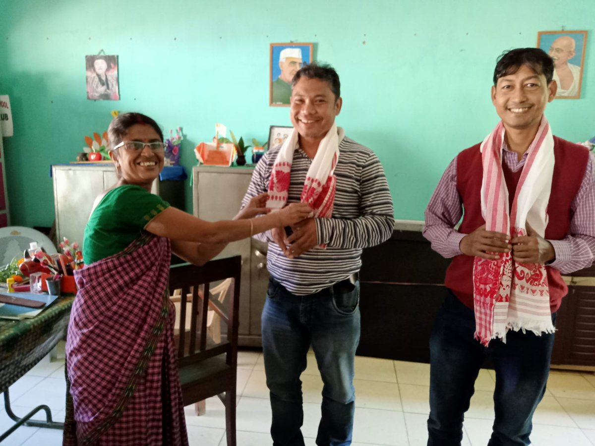 dipak_patowary's tweet photo. Today as part of Social outreach Program "All India Graduate Engineers and Telecom officers Association (AIGETOA)",BSNL Assam Team visited a Govt. Lower Primary School at Rupnagar Area in heart of Guwahati City and Gifted some blackboards for school students. https://t.co/c1Sm9oWinZ