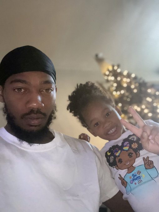 Happy holidays from us 🍁💙🦃 https://t.co/6EC59ERR7r<a href="/tag/newmusic"class="tags"><span>#newmusic</span></a><a href="/tag/googleme"class="tags"><span>#googleme</span></a><a href="/tag/iheartradio"class="tags"><span>#iheartradio</span></a><a href="/tag/tidal"class="tags"><span>#tidal</span></a><a href="/tag/newsingle"class="tags"><span>#newsingle</span></a>