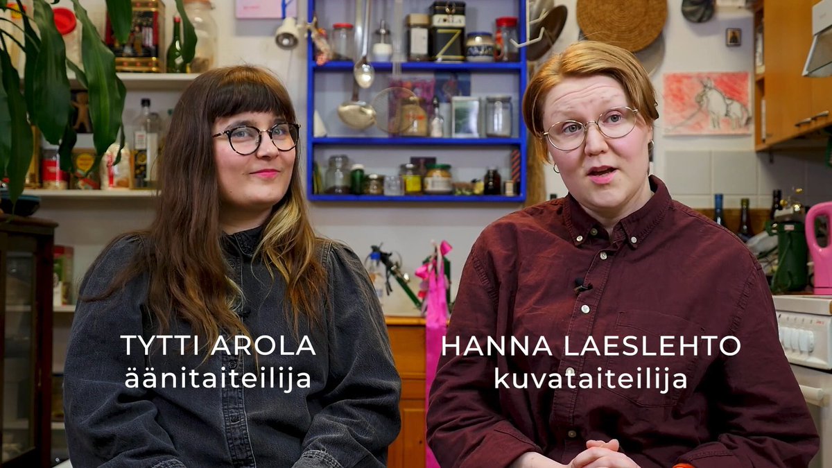 Trekulttuuri's tweet photo. "Kummallinen juhla ja muisto" 
Galleria Muuntotila, Lielahden kartano
26.11.–17.12. 
Kuuntele, kun äänitaiteilija Tytti Arola ja kuvataiteilija Hanna Laeslehto kertovat yhteisnäyttelystään: https://t.co/DMuUWsvx2F https://t.co/eeQtfkutYP