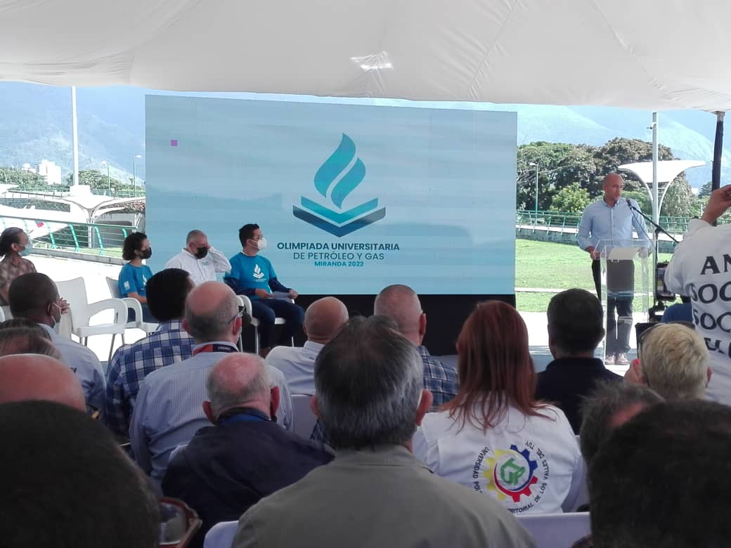 #UNEMSomosTodos *OLIMPIADA UNIVERSITARIA DE PETRÓLEO Y GAS. MIRANDA 2022*. UNEM UTGU MIRANDA Participando con nuestro Gobernador Héctor Rodríguez con las diversas universidades de Miranda,  <a href="/_LaAvanzadora/">Yelitze Santaella</a> <a href="/HectoRodriguez/">Héctor Rodríguez C.</a> <a href="/SomosUnem/">SOMOS UNEM</a>
<a href="/UnemsrUnemsr1/">UTGU MIRANDA COMUNALIZACION</a> <a href="/NicolasMaduro/">Nicolás Maduro</a>
<a href="/utgumiranda/">@utgumiranda</a>