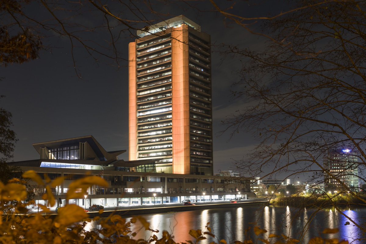 Vanavond (25 nov) wordt het provinciehuis #Brabant oranje uitgelicht vanwege de wereldwijde campagne tegen geweld tegen vrouwen en meisjes. <a href="/OrangeTheWorld1/">OrangeTheWorld</a>
#stopgeweldtegenvrouwen #stopviolenceagainstwomen