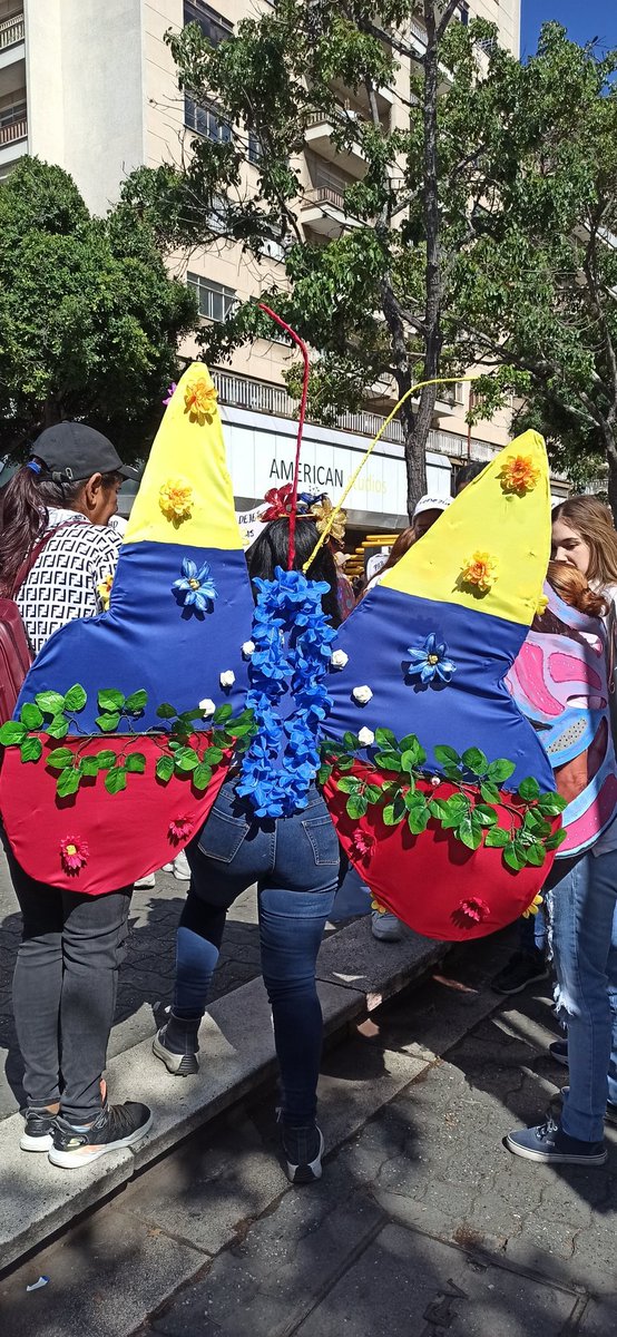 Sandra Flores-Garzón tweet media