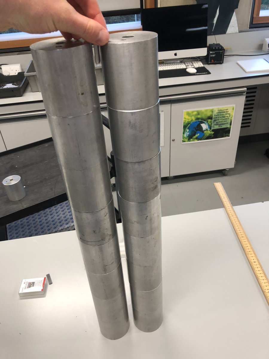 AbingdonPhysics's tweet photo. @RadleyPhysics @Jack_Chili @Hookean1 @drjimchampion @RadleyJSocial @IOPTeaching @ChatPhysics @RadleyAcademic @SHSKPhysics More blocks isn’t better, the magnet ends up falling out… https://t.co/fFQA2o4B25