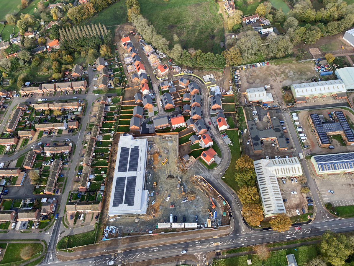 AbelHomes's tweet photo. Rokeles Green in Watton is now over 50% occupied, and only 2 remaining to go on the market. #aerialphotography #newhomes #norfolk https://t.co/vfexFfHKQ5