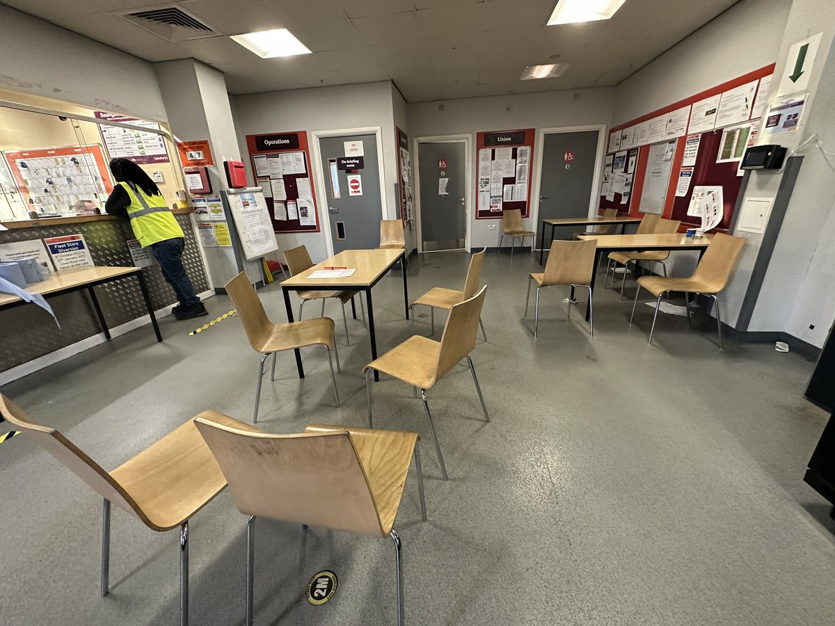 Apparently I’m not allowed to stay in my cab <a href="/sainsburys/">Sainsbury's</a> Basingstoke anymore. I’ve gotta sit in the traffic office waiting room 🤦🏻‍♂️
