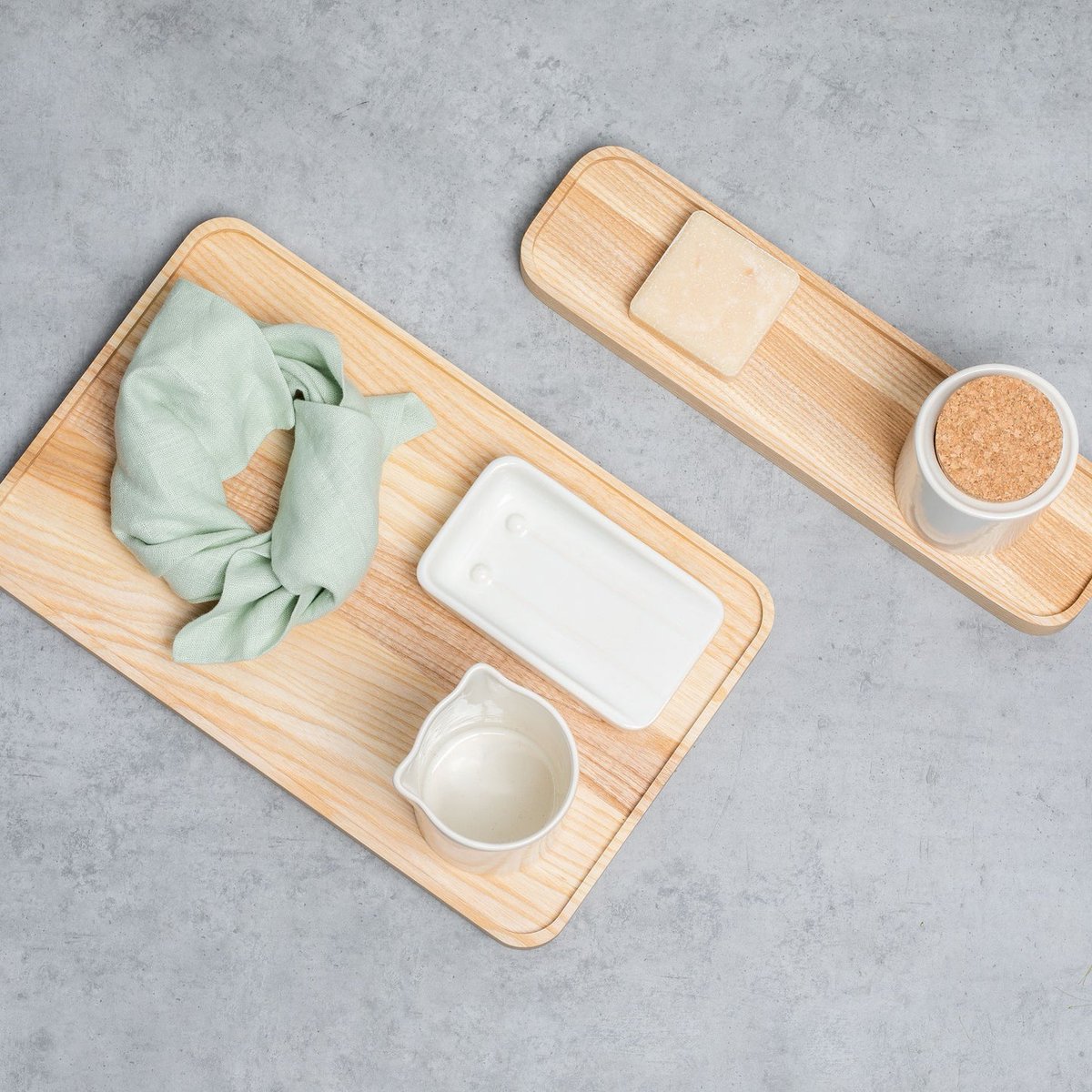 These versatile rectangle serving trays are perfect for any room in your house!

pilleveroneboutique.com/products/woode…

#ashwood #servingtray #homedecor #tray #servingboard #cheeseboard #charcuterieboard #woodworking #trays #woodentray #servingplatter #servingtrays