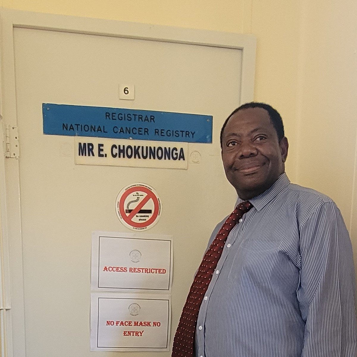 (Finally) at the Zimbabwe National Cancer Registry in Harare, a PBCR providing high quality cancer incidence since 1985. Thanks Eric, Margaret & the team for fruitful conversations on future work & of course the wonderful company - we'll be back! @GICR_IARC @IARCWHO #Data4Health