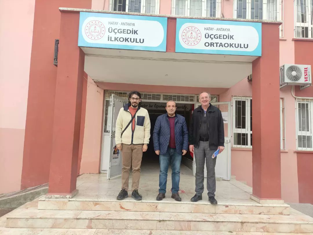 HatayRAM's tweet photo. Kurumumuz PDR Bölümü tarafından Psikolojik Danışman/ Rehber Öğr. bulunmayan okullarda Olumlu Davranış Geliştirme,Bilinçli Teknoloji Kullanımı, LGS Tanıtımı konularıyla ilgili etkinlik ve sunum çalışmaları;okul idaresi ve öğretmenlerine müşavirlik çalışmaları yapılmıştır. https://t.co/XCHSybOjbR