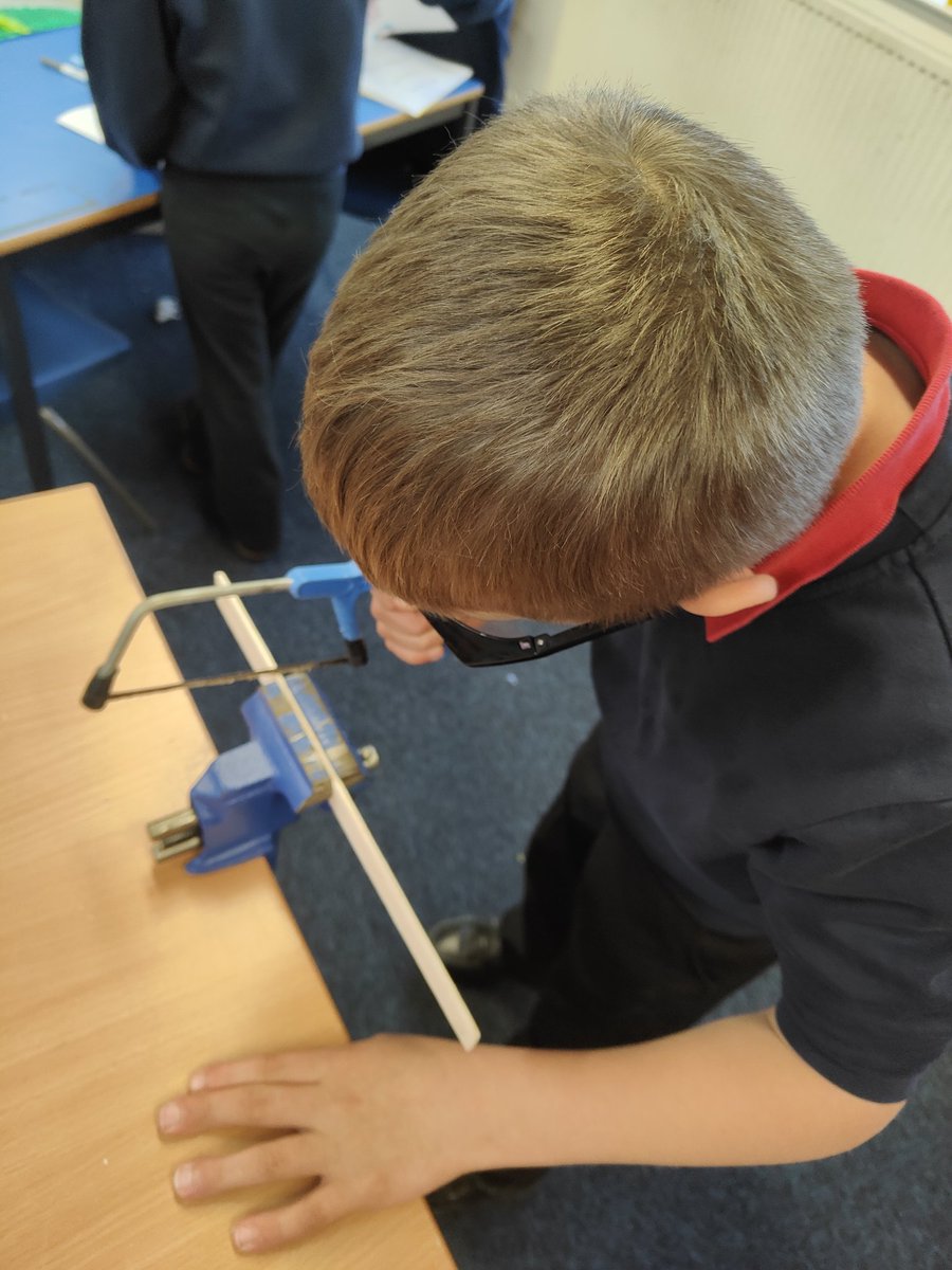 Primary 3 have been working hard creating something exciting for @dedridgeps winter wonderland. They have mastered measuring in cm, sawing and painting very carefully.