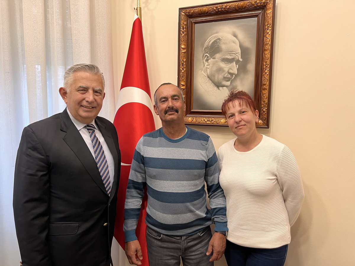 İstanköylü soydaşlarımız Sayın Nurcan Bodur ve Mehmet İbrahimoğlu’nun Başkonsolosluğumuzu ziyaretlerinden memnuniyet duyduk.