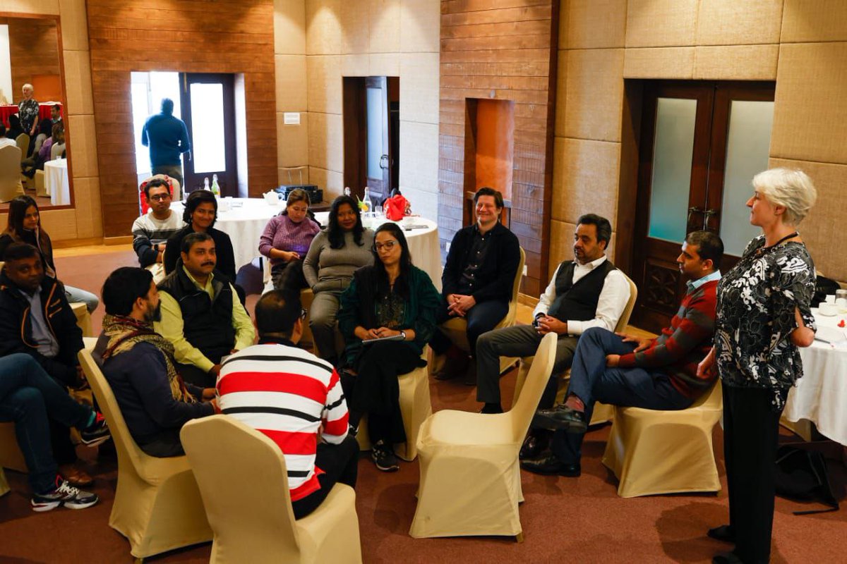 FESinAsia's tweet photo. 🤩Thanks to our amazing colleagues from 🇧🇩,🇮🇳,🇳🇵,🇵🇰and 🇩🇪  at the workshop “Innovative Work Approaches in South Asia”!

At Pokhara, Nepal, we've had wonderful 3 days of great learning, infused with new energy, ideas, innovative approaches and best practices.

Photos by @FKolbitz https://t.co/Qiv7GcvcFR