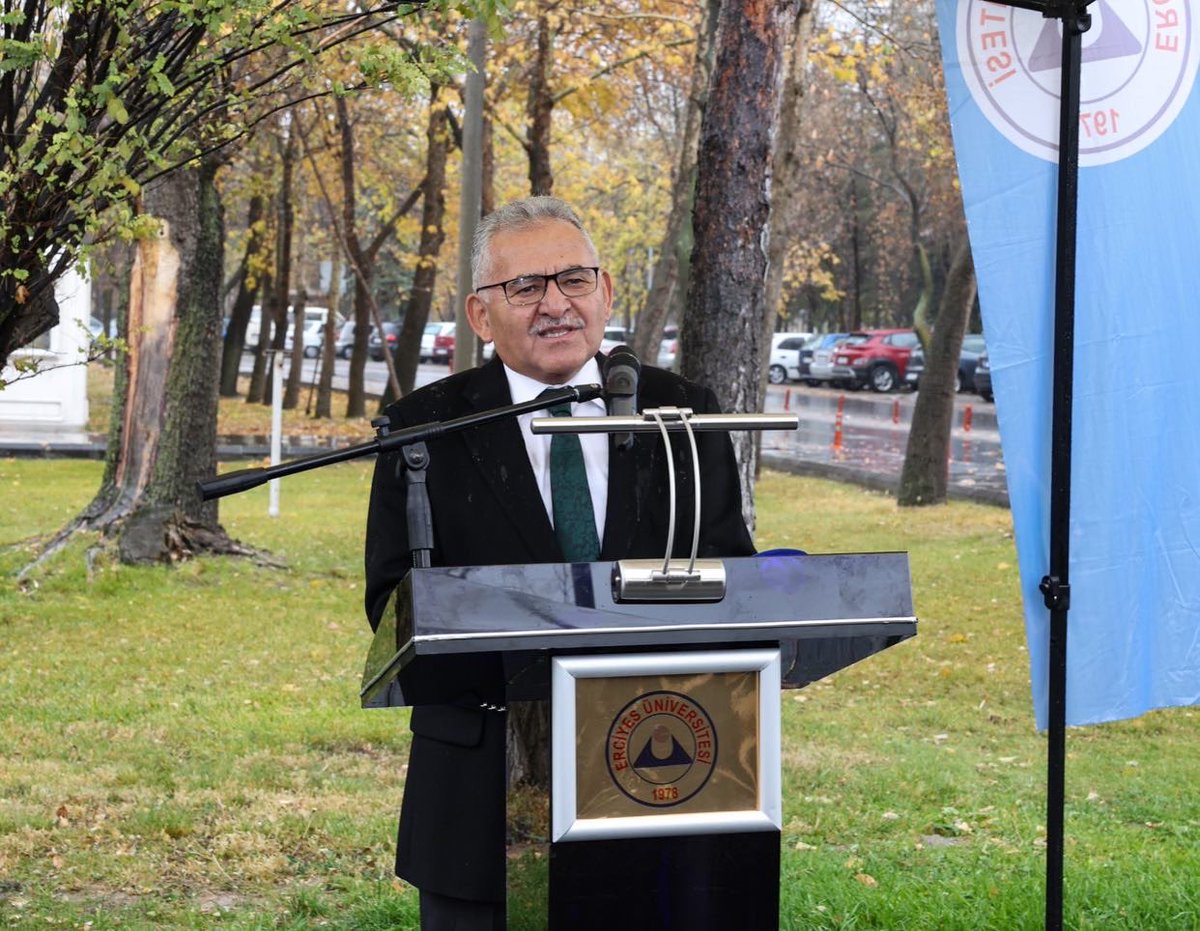 Memduh Büyükkılıç