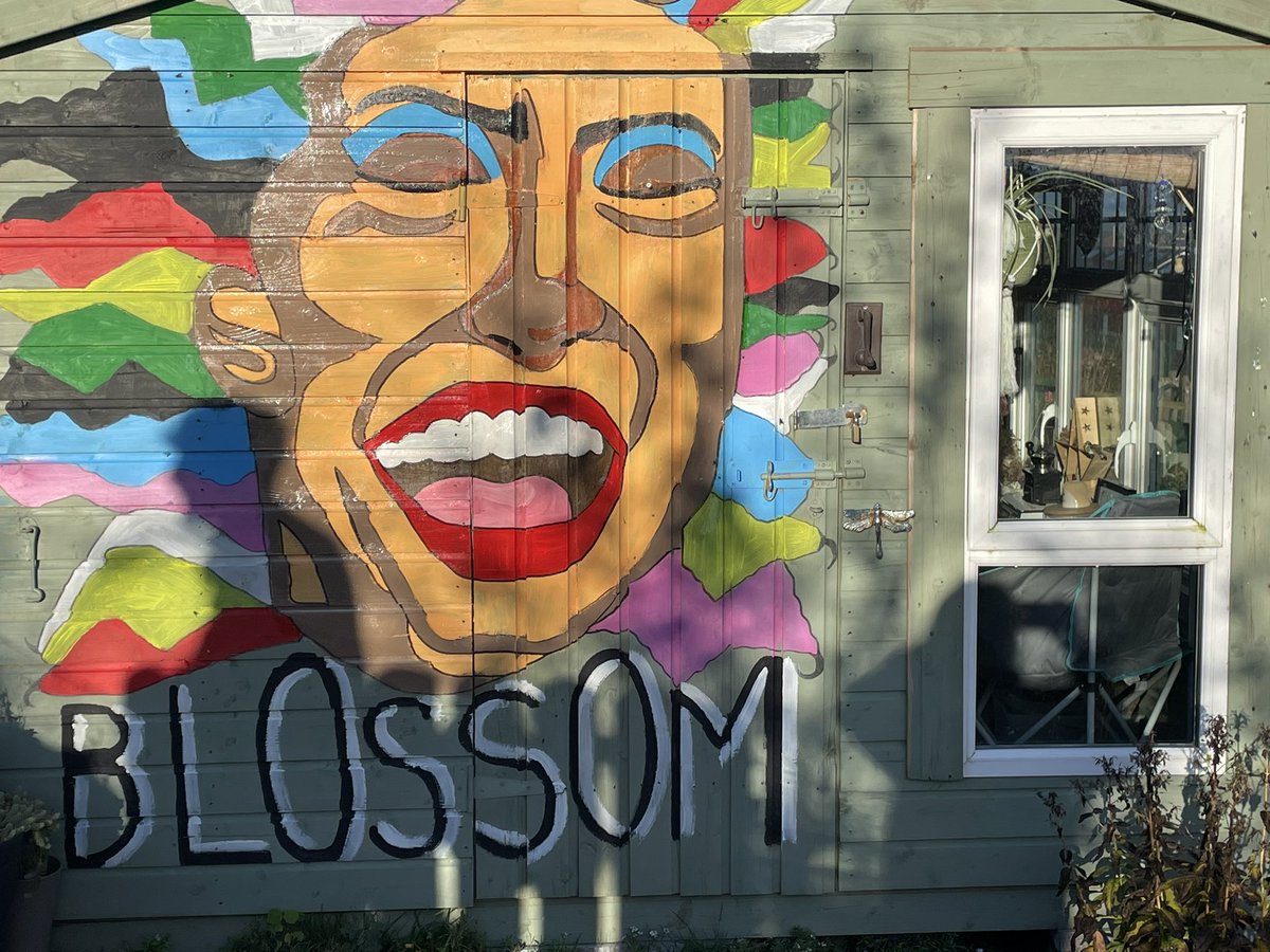 CIHNI's tweet image. Last week CIH were invited to a number of sites in the Northwest to see the positive impact social housing is having in local communities across Derry-Londonderry

Read more: cih.org/blogs-and-arti…