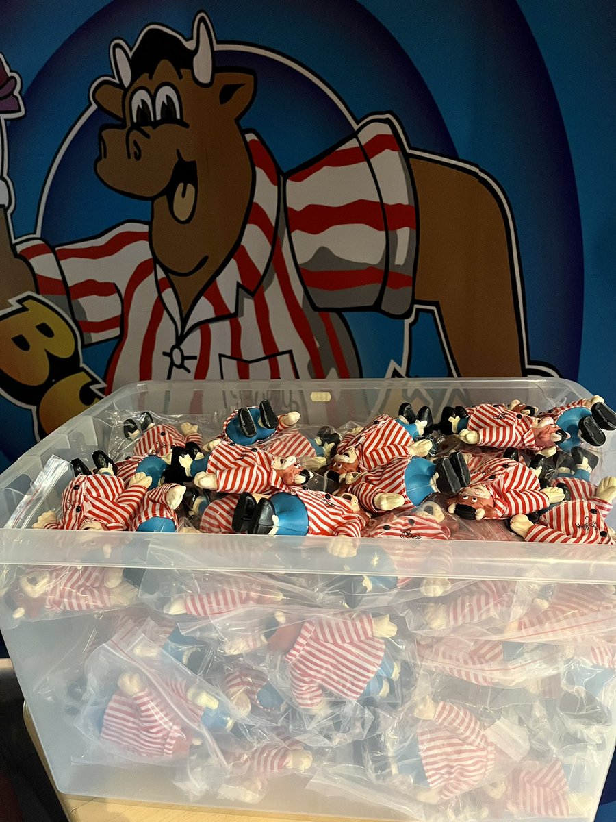 Take a guess at how many mini Bendy Bully’s are in the box &amp; we’ll send the person who guesses the correct amount one!
More than 1 correct entry? All names will go into Bully’s tankard &amp; a winner drawn at random.
Closes: Sunday 27th, 9pm! 
Also on Bullseye Facebook &amp; Instagram X
