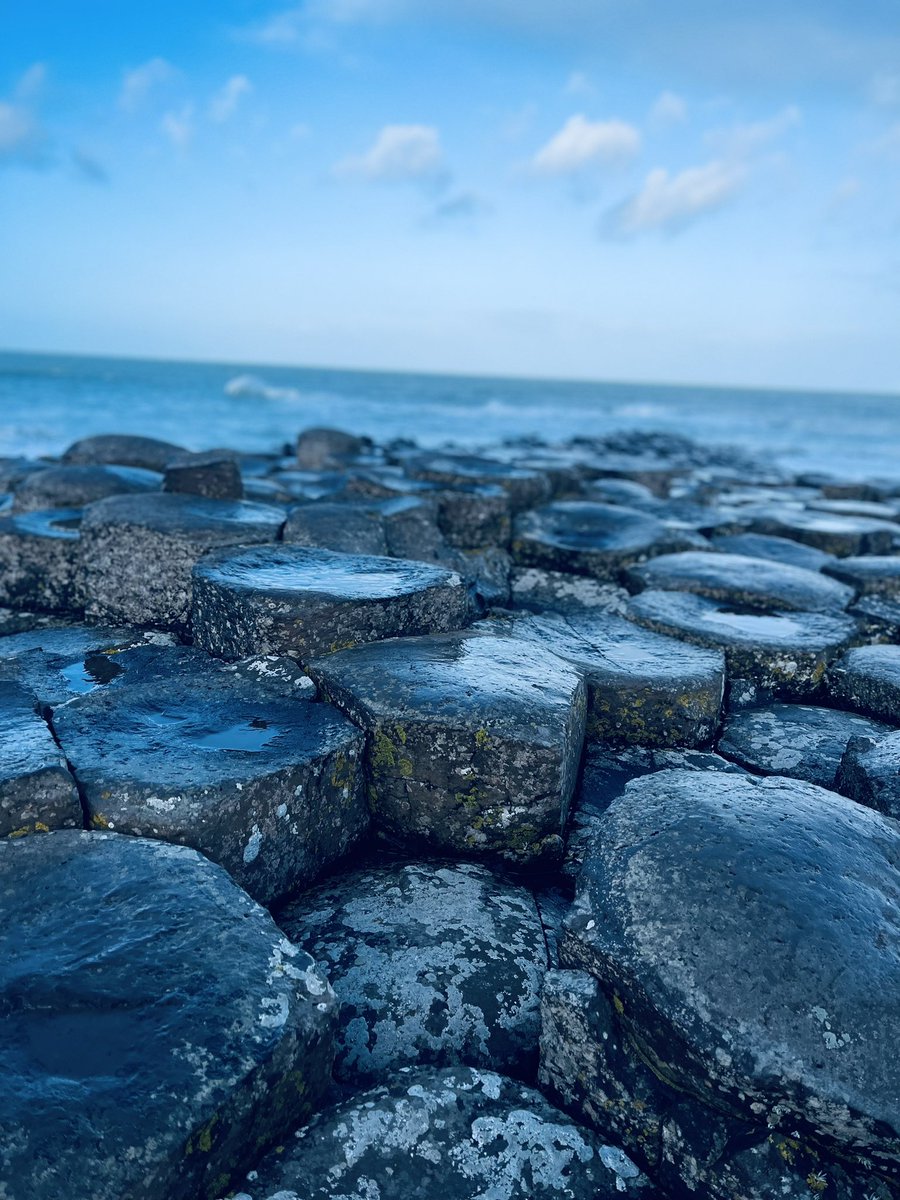 janetparton's tweet photo. The @CosmosTradeUK team are experiencing one of our fantastic tours in Northern Ireland. A bracing walk along the coast at the Giants Causeway is a great way to start the day! 🌊 #GlobusOnTour https://t.co/M4r2j1UXjc