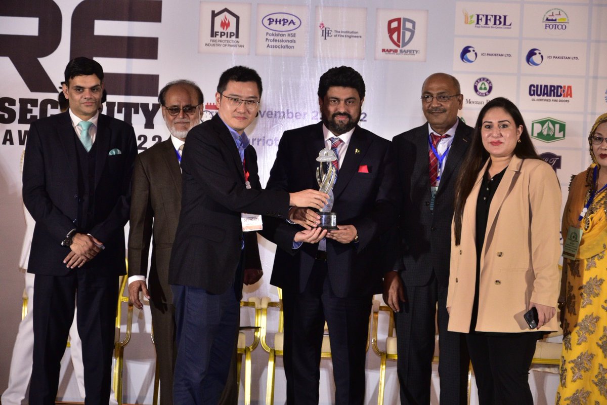 pak_matiari's tweet photo. PMLTC received Award by the honorable Governor Sindh, Mr. Muhammad Kamran Tessoir, on the 12th Annual Fire Safety Awards organized by NFEH to recognize organizations for outstanding contribution towards best practices of fire &amp; safety and sustainable development of safety culture https://t.co/ZBzsFybd8q