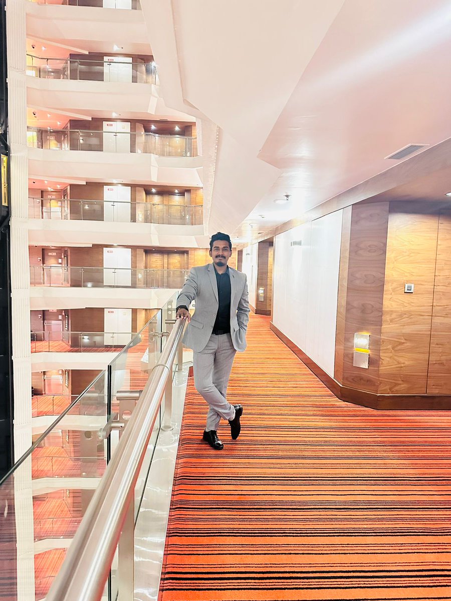 Vipin_Chouhan_'s tweet photo. Elegance is not standing out, but being remembered. 

#weevents #euntrepreneur #suitup #bosslife #perception #eventplanner #eventmanagement #alwaysgrowing #staymotivated #ootd #businesstrip #delhidairies #delhi https://t.co/xnL01I2Bh2
