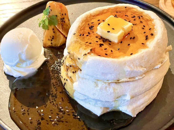 512cafeの大学芋パンケーキ
ふわふわぷるんぷるんよー 