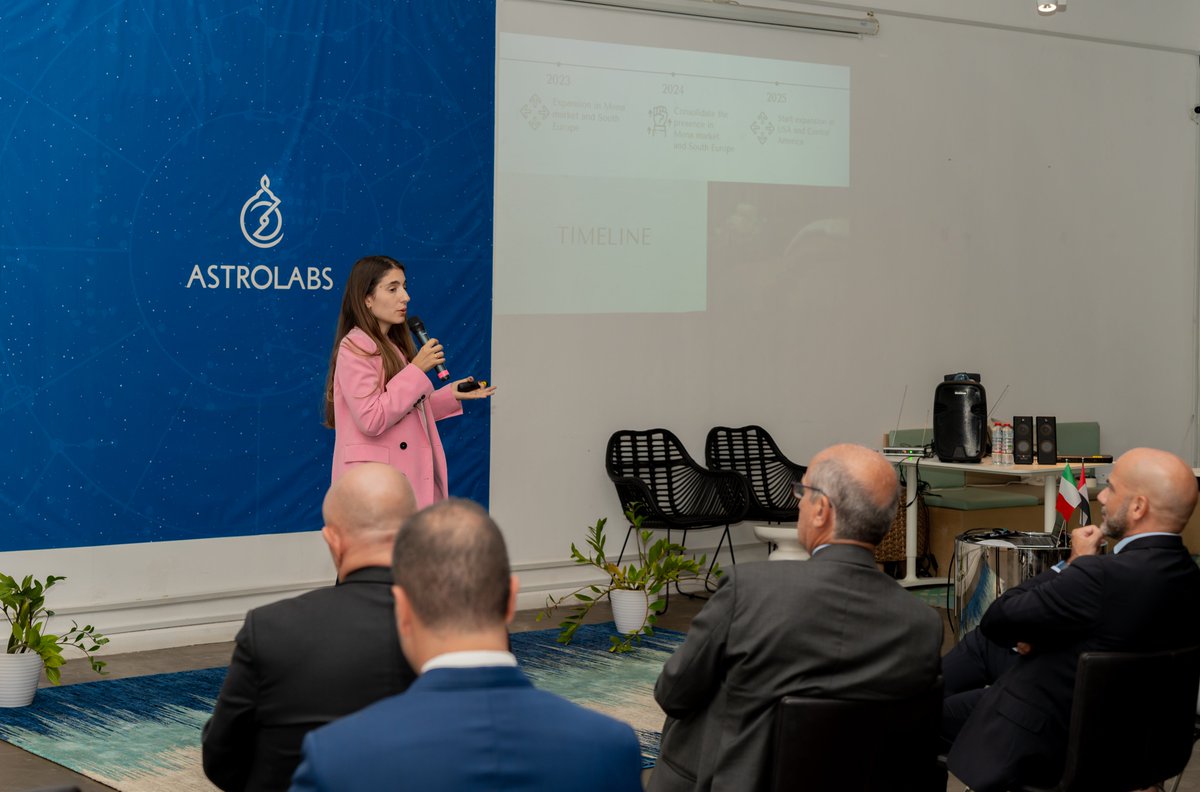 ITAstartup_'s tweet photo. Con il #Demoday si chiude il #GlobalStartupProgram a Dubai 🇦🇪 per le nostre 12 #startup innovative incubate per 8 settimane presso @astrolabs
Una densa giornata di networking & pitch alla presenza di 50 investitori locali
#GSUP3
@ITAtradeagency
@ITADubai https://t.co/carxfHbwXE