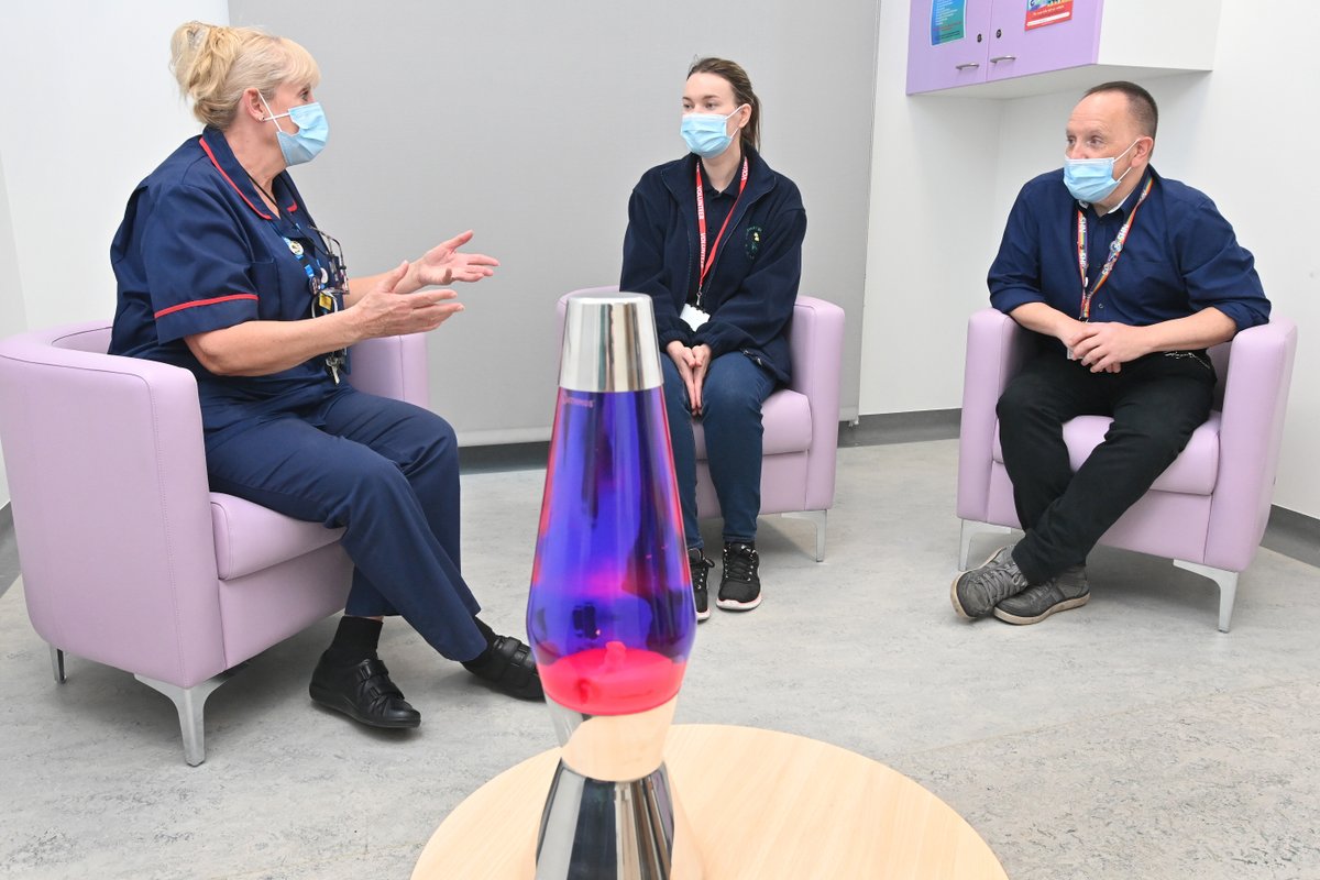 SFH Community Involvement (@sfhinvolvement) on Twitter photo A break-out room has been created in Integrated Sexual Health Services. This area provides a calm non-clinical space for 1:1 discussions & small patient groups. Thank you to the KMH volunteers for funding through the Dragons' Den 2021 project <a href="/SFHFT/">Sherwood Forest Hospitals NHS FT</a> <a href="/lan_Dennis01/">Ian Dennis</a> <a href="/shantellmiles/">Shantell Miles RN MSc</a> A break-out room has been created in Integrated Sexual Health Services. This area provides a calm non-clinical space for 1:1 discussions & small patient groups. Thank you to the KMH volunteers for funding through the Dragons' Den 2021 project <a href="/SFHFT/">Sherwood Forest Hospitals NHS FT</a> <a href="/lan_Dennis01/">Ian Dennis</a> <a href="/shantellmiles/">Shantell Miles RN MSc</a>