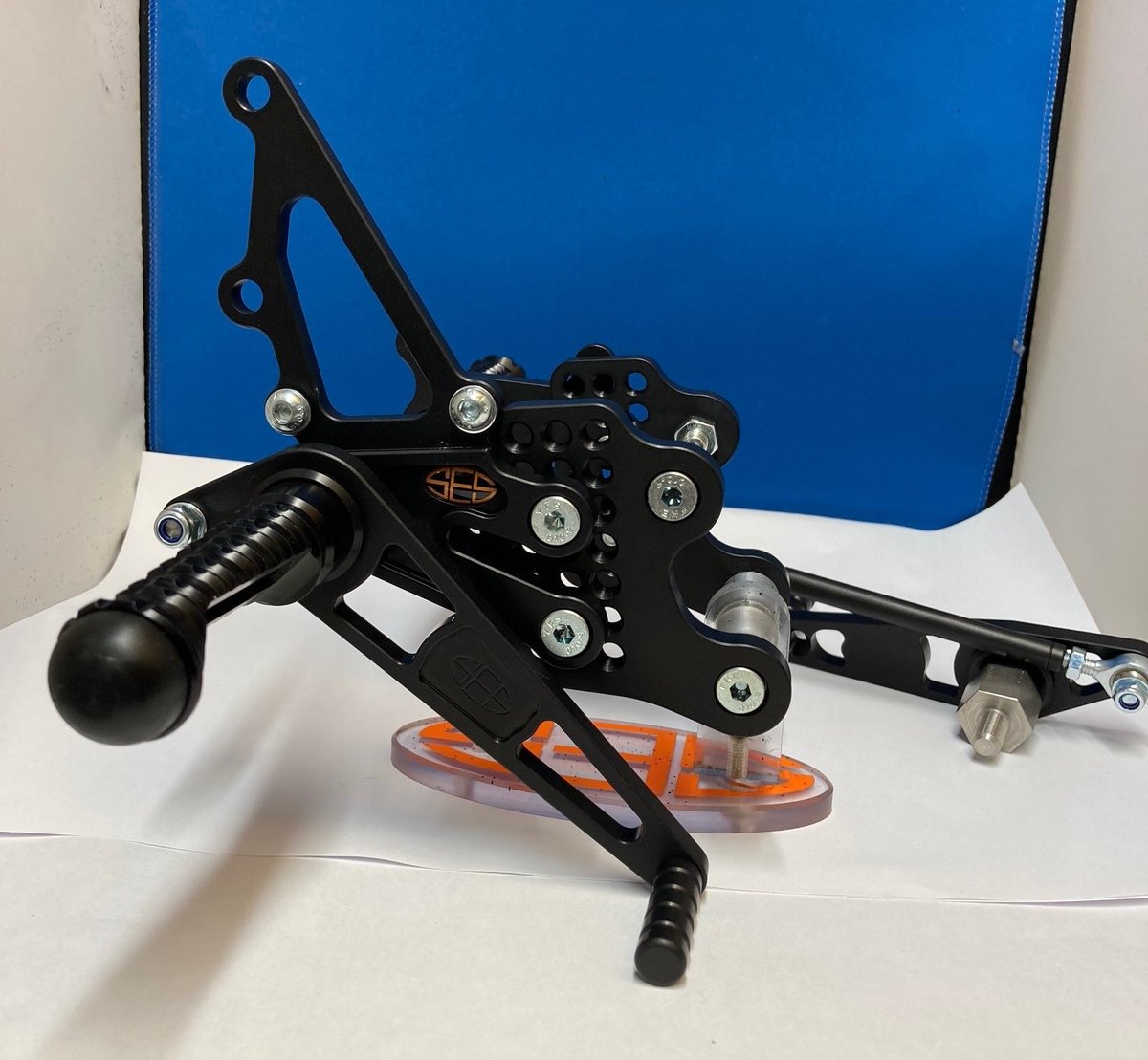 SESRaceProducts's tweet photo. New Product Alert!! Yamaha R7 adjustable Rearsets (race shift only) now available at SES. Call us on 01953 451070 or visit https://t.co/9LbHhDMV1P to grab your set now. #Yamaha #R7 #Racing #motorbikes #YZFR7 https://t.co/aTNU6hMx0Z