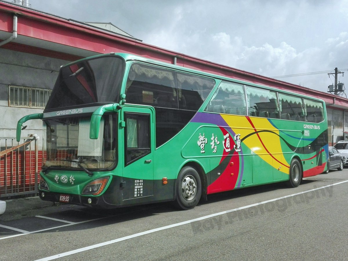 Ray1130_media's tweet photo. Hino #RN8J
● J08E-TB | 263PS | 794Nm / 7684c.c. / Euro4
● ZF 6S1000BD | 6-speed MT
豐勢通運 839-SS
#Hino #HinoBuses #HinoRN8J #Taiwanbuses #tourbus
Body bulider: 鑫洲
Instagram: https://t.co/gN1TuRHmGx
Facebook: https://t.co/0D1xpuCj3s https://t.co/nkWWWmhWSS