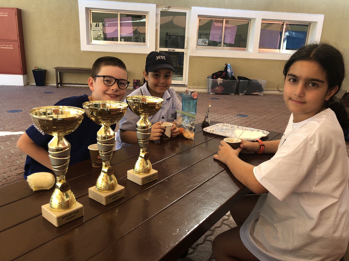 It’s Friday and the weather is beautiful, so today <a href="/JESSJumeirah/">JESS Jumeirah</a> we enjoyed #hotchocolatefriday al fresco style! Well done to this weeks Effort Cup Winners! I hope you enjoyed your hot chocolate!
#jessjumcommunity <a href="/pauldixtweets/">Paul Dix</a>