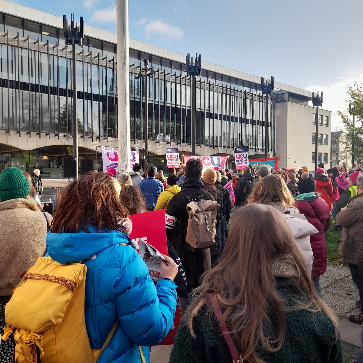 Stirring speeches and solidarity from @RMTunion and @theRCN at the @UCUNUbranch #UCURising rally. The cost of living crisis affects every industry and we're all tired of being taken for a ride!