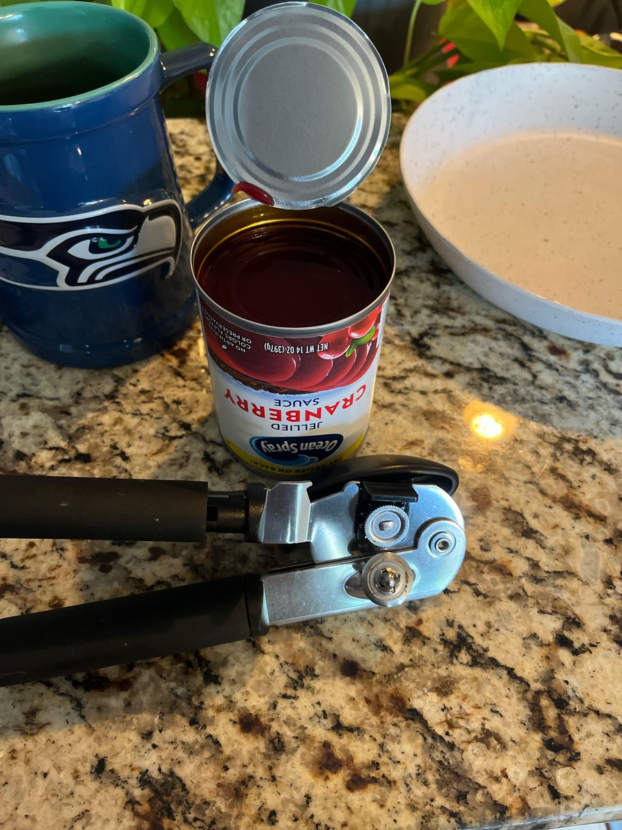 /u/the_broke_trader: I helped today- wife told me to stay out of the kitchen. This is what I was allowed to do. #funny #humor #hilarious #haha #lmao #lmfao #rofl