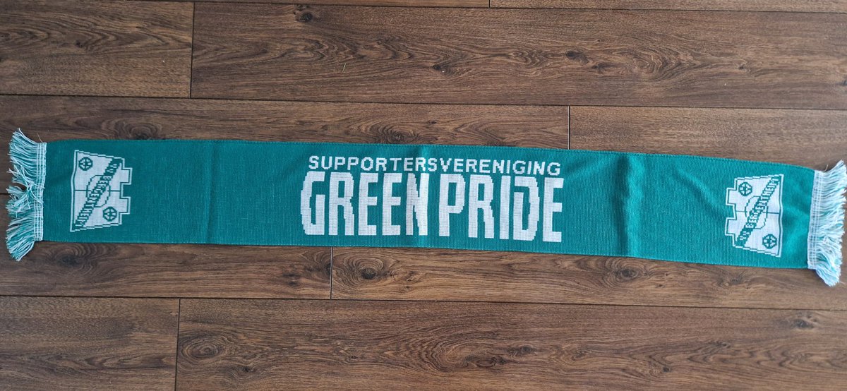 Sjaals uit Nederland # 184 #185 #186 #187. <a href="/vvbergentheim/">VV Bergentheim</a> <a href="/VVDKB_44/">vvDKB44</a> <a href="/RaptimCoevorden/">Raptim Coevorden</a> <a href="/SVdeHeracliden/">Sv de Heracliden</a> #collectie #voetbalsjaals