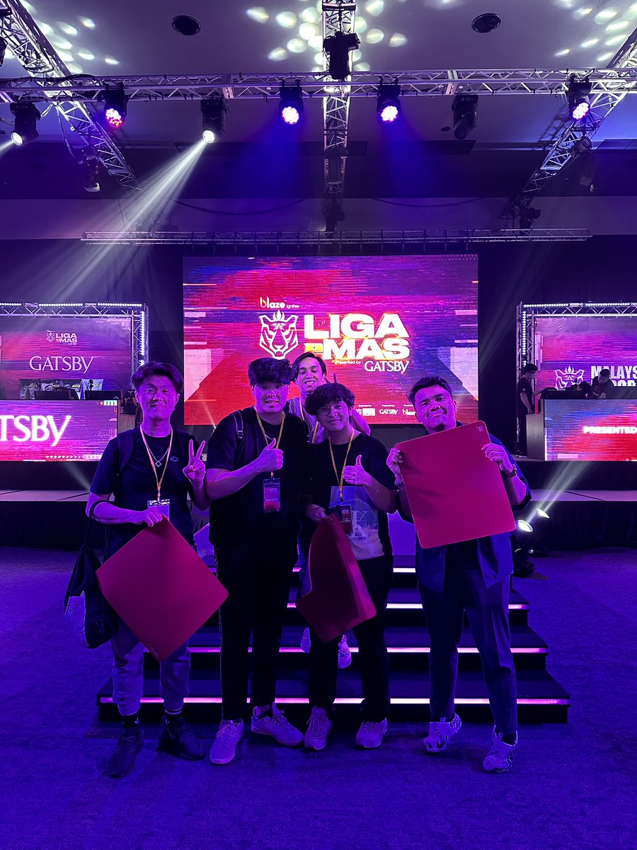 togglebtw's tweet image. WON LIGA EMAS LAN /w @mikichinbtw @Pecal01 @adukaVAL @reN_valo 🥳🥳
