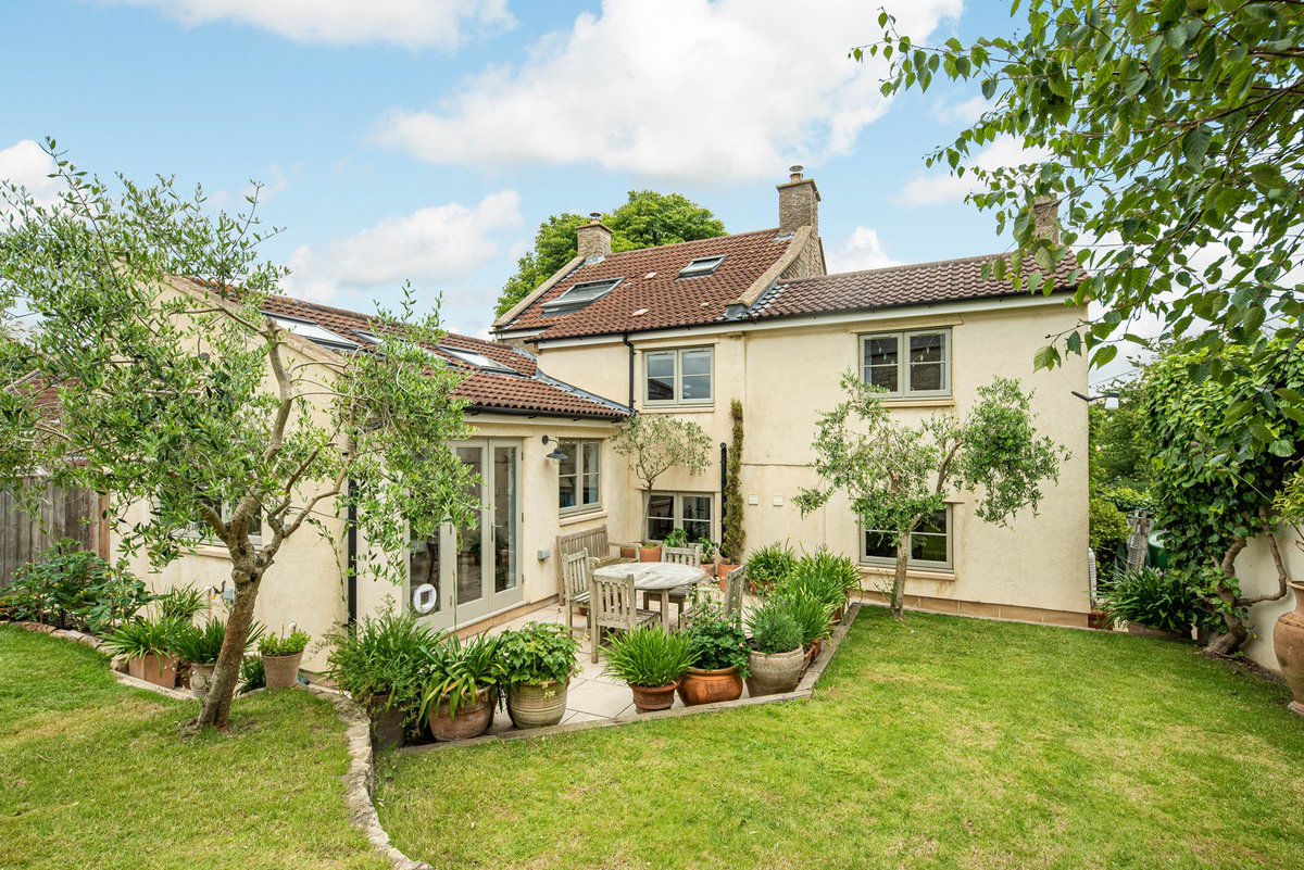 ❗️❗️ SOLD - ENGLISHCOMBE VILLAGE ❗️❗️

Thinking of selling your home? The property market is continuing to move and demand for property in Bath and the surrounding area is high.

Call now to book your free market appraisal with us ☎ 01225 333332☎