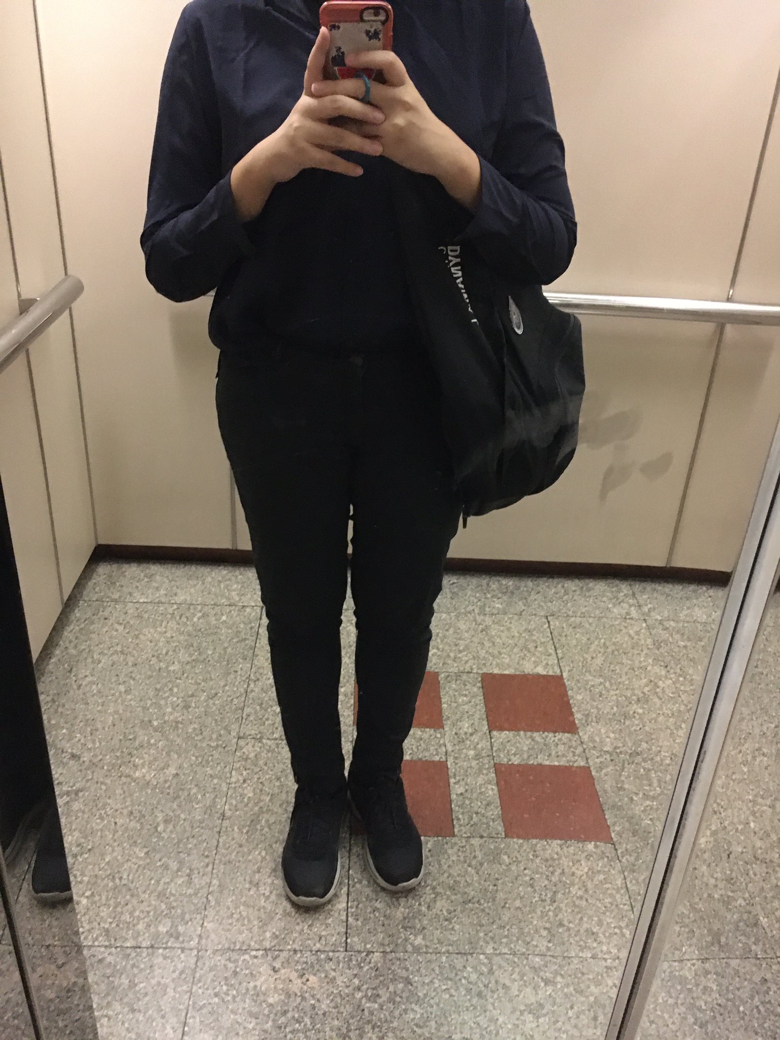 Treker on Twitter "The shoe is the same shoe bc I have only one shoe