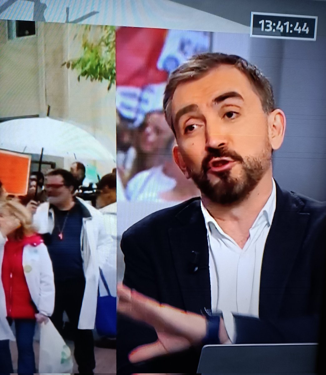 Éste "anormal d carrito" debería volver a la escuela (ya q sabemos q se llama "pre-escolar").!!