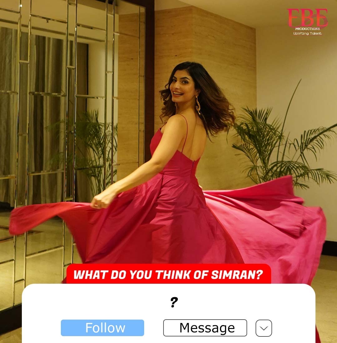 Let us know in the comments section the three adjectives you would use to dedicate to Simran?

#DhoopChhaon In cinemas.

#fbe #fbefilms #dhoopchhaon #Incinemas #upliftingtalent #bookmyshow #ForeverBigEntertainment #BollywoodMovies #IndianFilms #bollywood