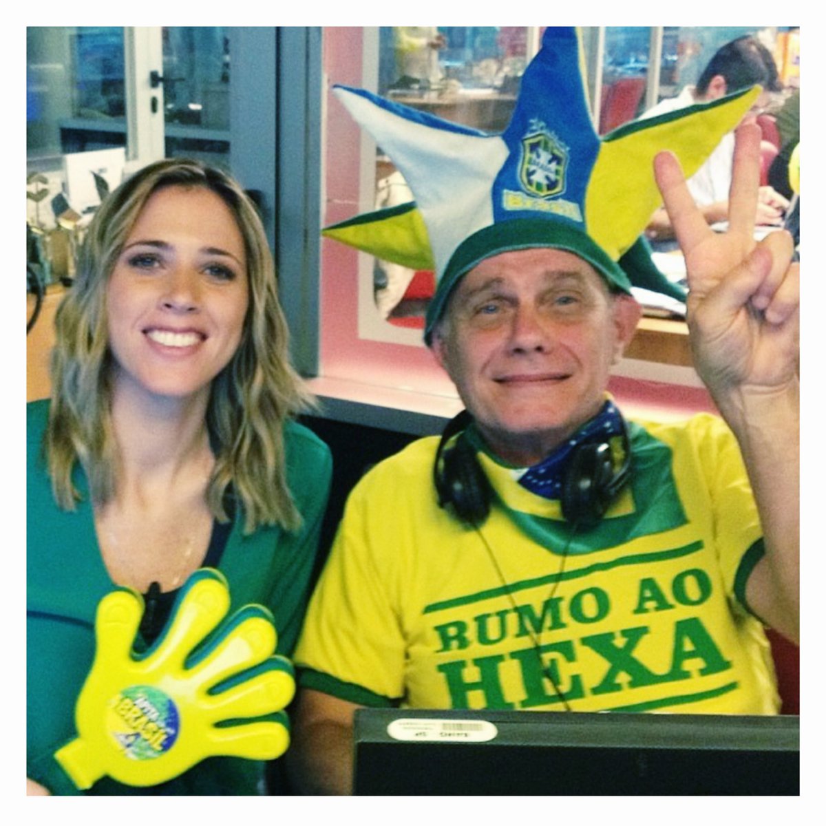 Laura Ferreira tweet media