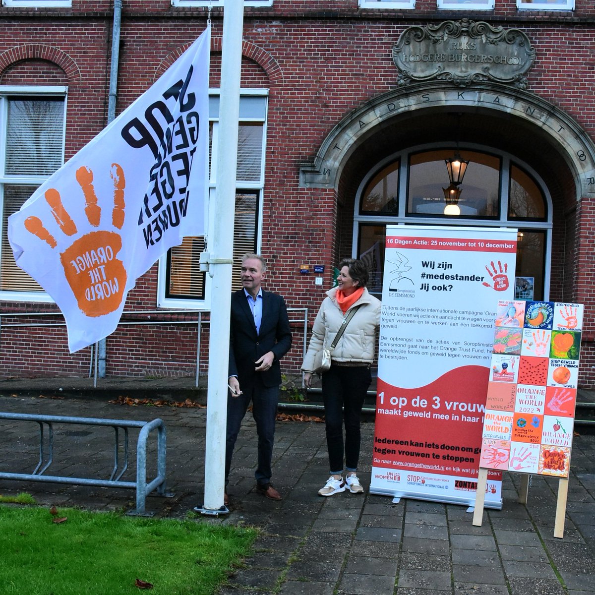 🟧 Vandaag start de 'Orange the World' campagne. Deze campagne wordt gevoerd tegen alle vormen van geweld tegen vrouwen en meisjes. Als gemeente zijn wij dit jaar opnieuw medestander van deze campagne.

Meer informatie via 👇
eemsdelta.nl/aandacht-eemsd…

#OrangeTheWorld #Eemsdelta