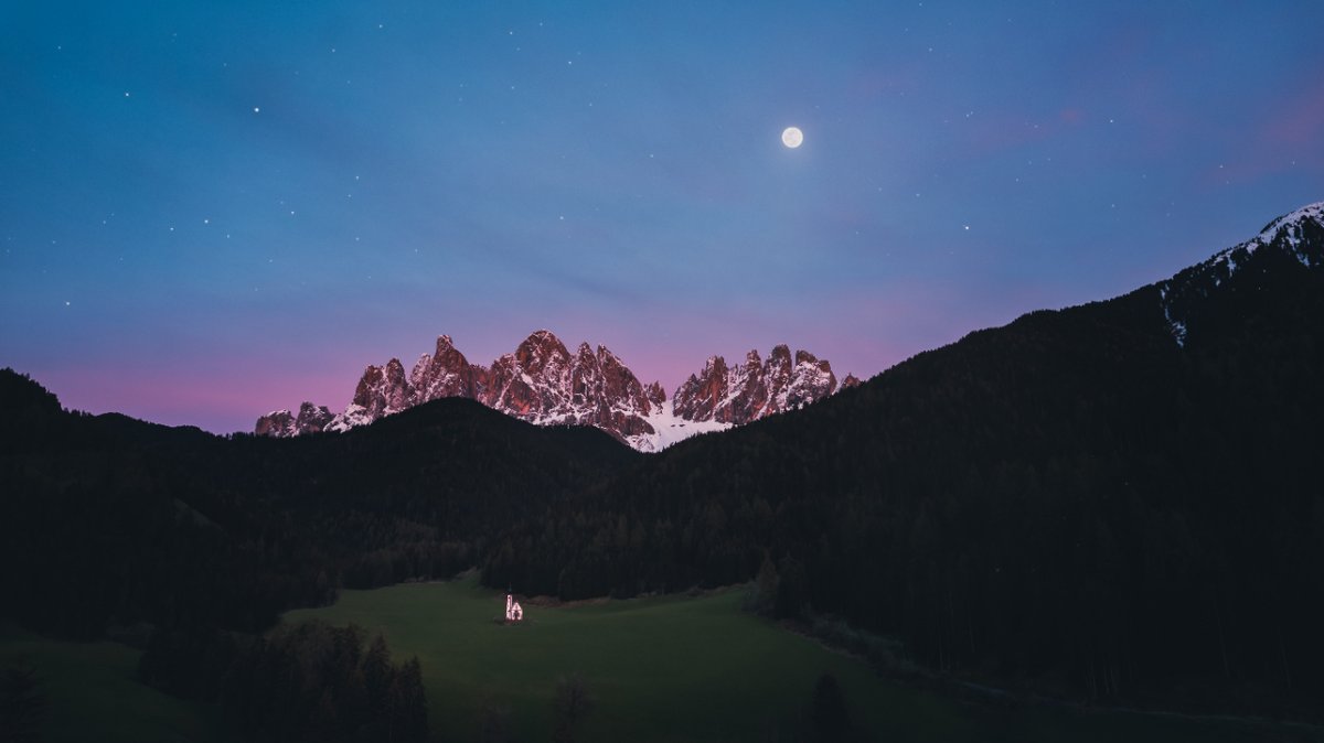 linzexstudios's tweet photo. Linzex X https://t.co/6UKDNTDTwo

#cinematography #filmmaking #dolomites #dolomitesitaly #visititaly #discoverdolomites https://t.co/rvO55R63nk