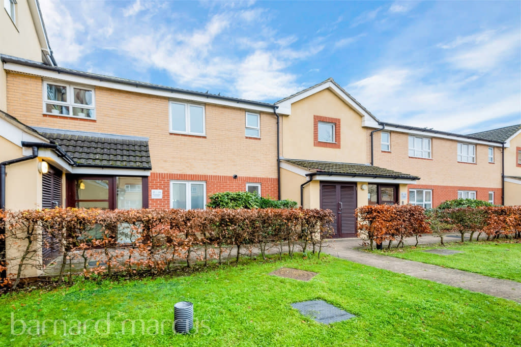 Barnard Marcus (BarnardMar) / Twitter