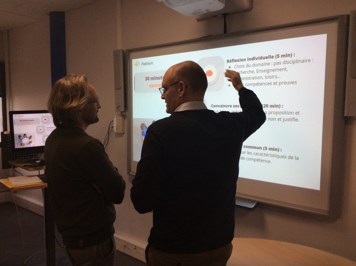 #journeeAPC_UPVD #atelier <a href="/upvd1/">Université Perpignan</a> : réflexion individuelle / convaincre ses collègues / mise en commun : retour sur les caractéristiques de la preuve de compétence