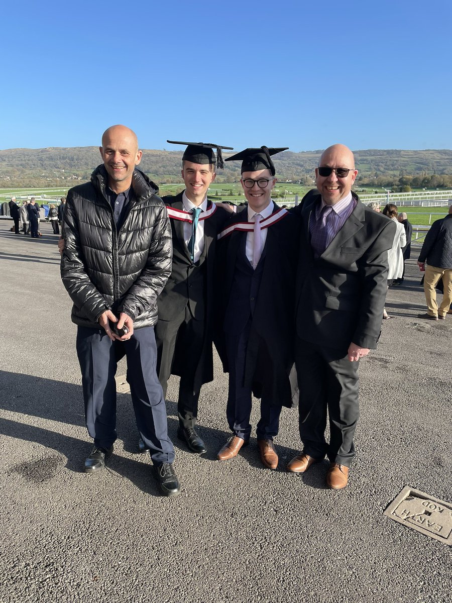 Laurie Martin tweet media