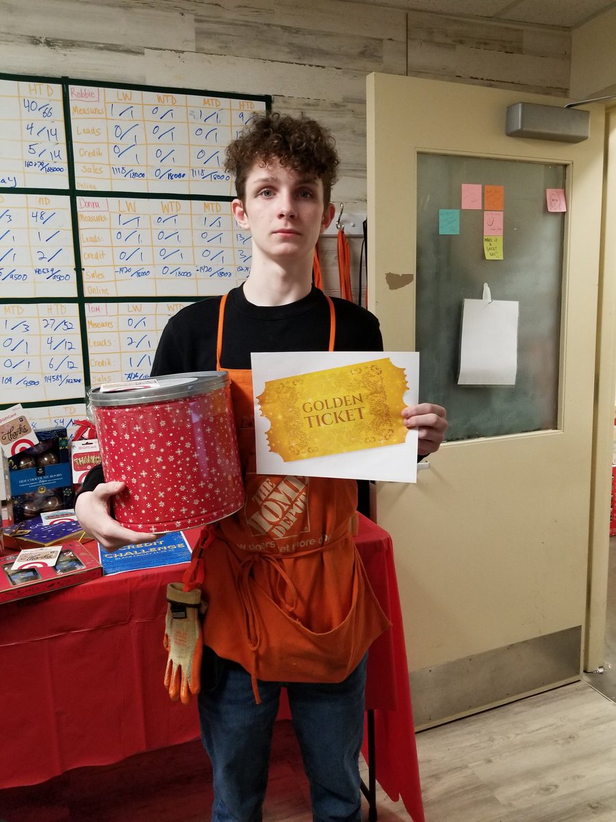 Leah Townsend tweet media