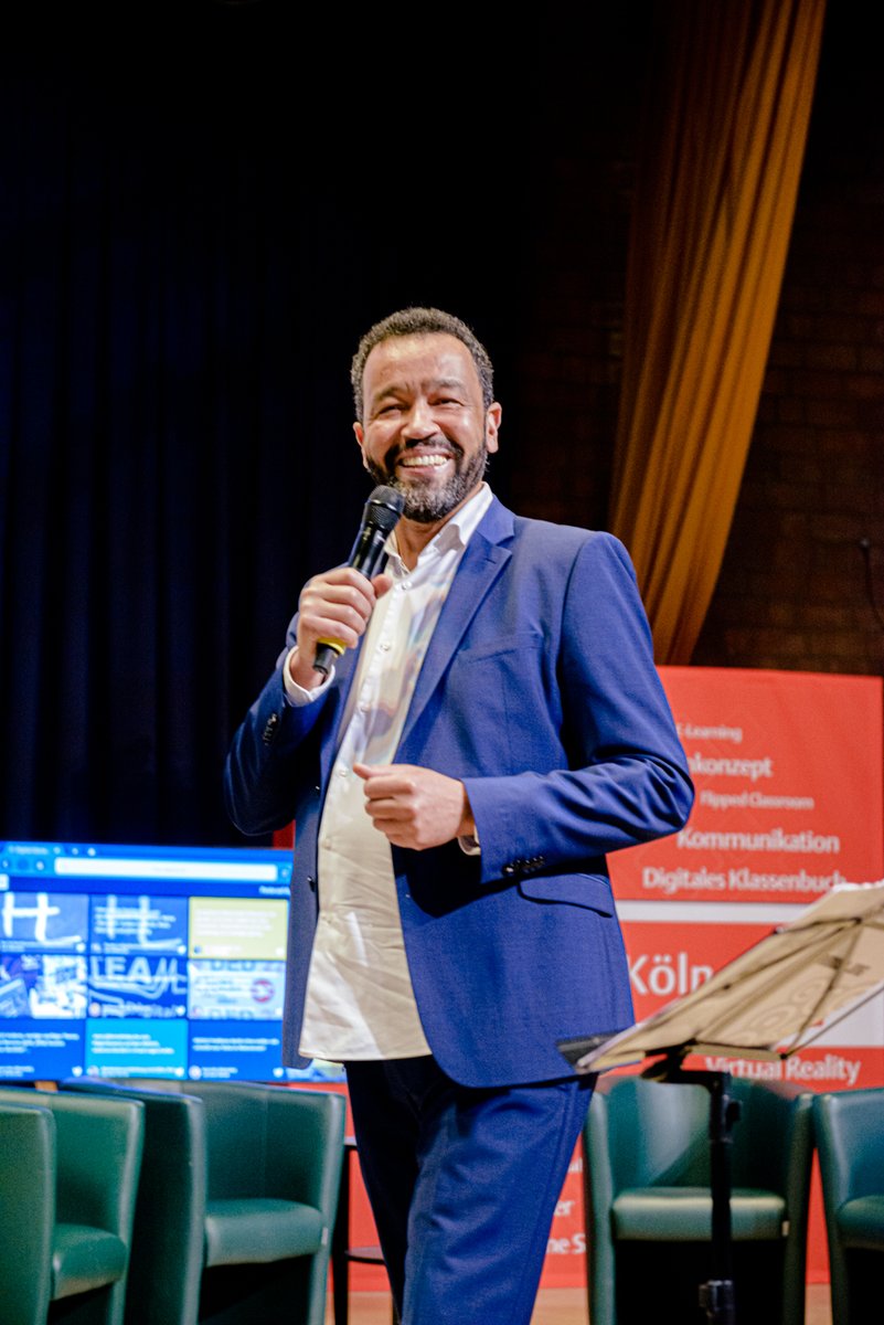Digital_EDU_cgn's tweet photo. Danke, Marius - ein starkes Programm und ein Abschluss mit Wums beim #DED22 in @Koeln
@MariusJung2 @HerrWartenberg @sinnundverstand @Lehrer_innen https://t.co/sDgusnitNB