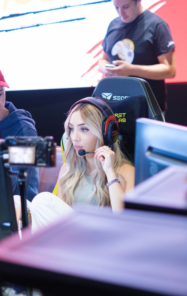 hâte de reprendre les lives la semaine prochaine🥹🤍🤍