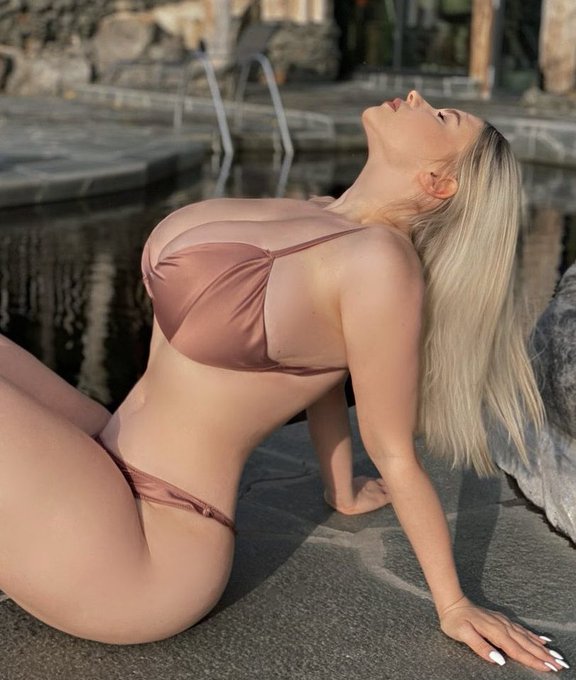 Know that deep inside, you are resilient, brave and so much stronger and more powerful than your fears🤍 https://t