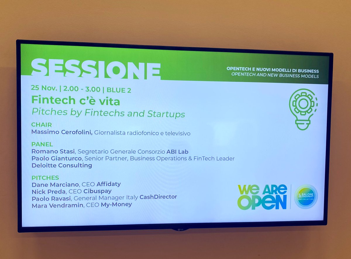 Payvolution's tweet photo. #salonepagamenti È da poco iniziata la #sessione #Fintech c’è vita moderata da @MaxCerof in sala BLUE2 #payvolution #weareopen22 https://t.co/HX7KDm5E4L