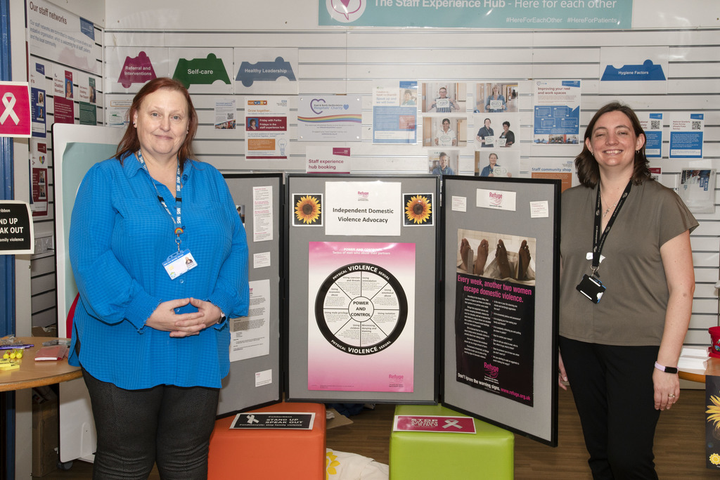 East and North Hertfordshire Teaching NHS Trust (@enherts) on Twitter photo <a href="/WhiteRibbon_UK/">White Ribbon UK</a> is the UKβs leading charity, engaging men to end violence against women π€
Earlier today, the East & North Herts Safeguarding Team led an educational stall at Lister Hospital to encourage staff, patients and visitors to learn more about #WhiteRibbonDay π <a href="/WhiteRibbon_UK/">White Ribbon UK</a> is the UKβs leading charity, engaging men to end violence against women π€
Earlier today, the East & North Herts Safeguarding Team led an educational stall at Lister Hospital to encourage staff, patients and visitors to learn more about #WhiteRibbonDay π