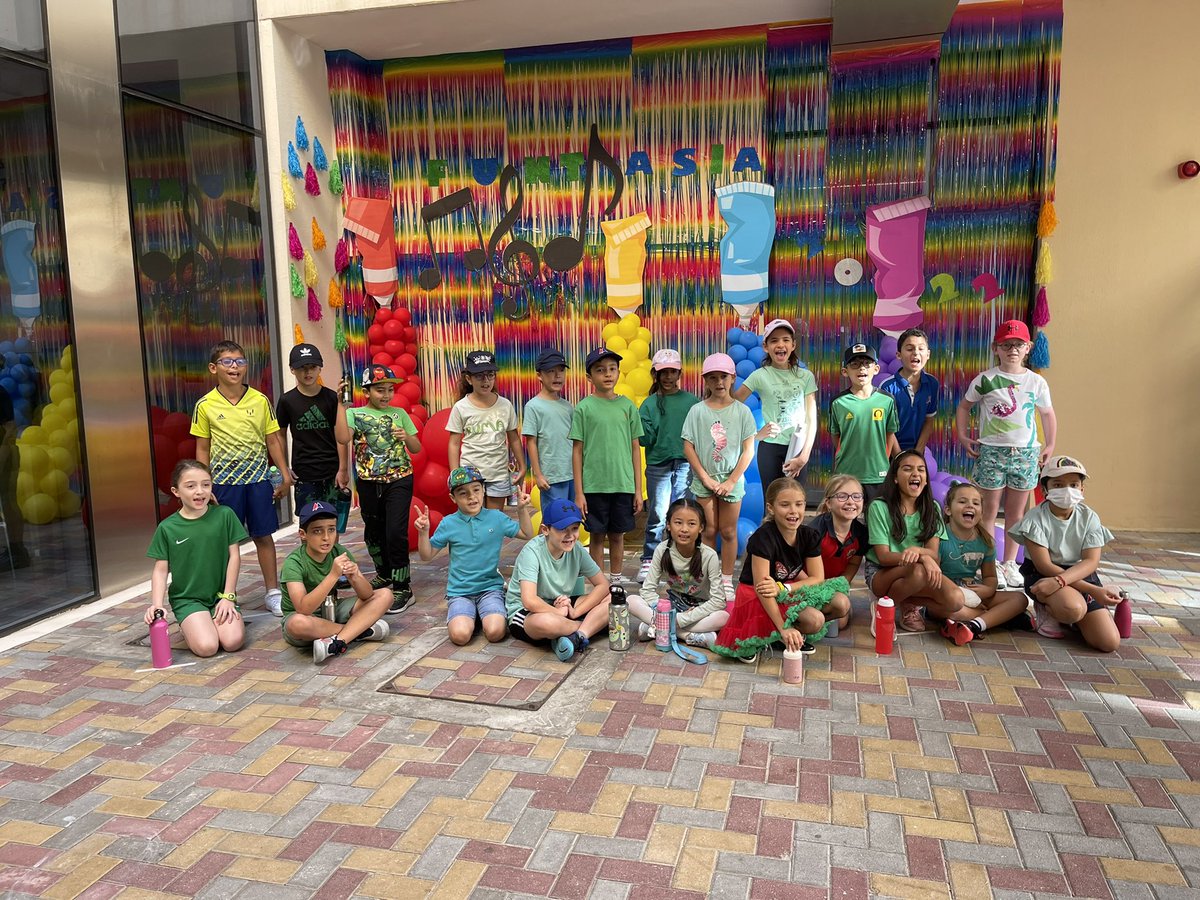 Thank you to all the <a href="/DAAElementary/">DAA Elementary</a> Specialist Teachers for organizing the annual Funtasia event! 3SS had a blast participating in the wide range of activities today! 🥰