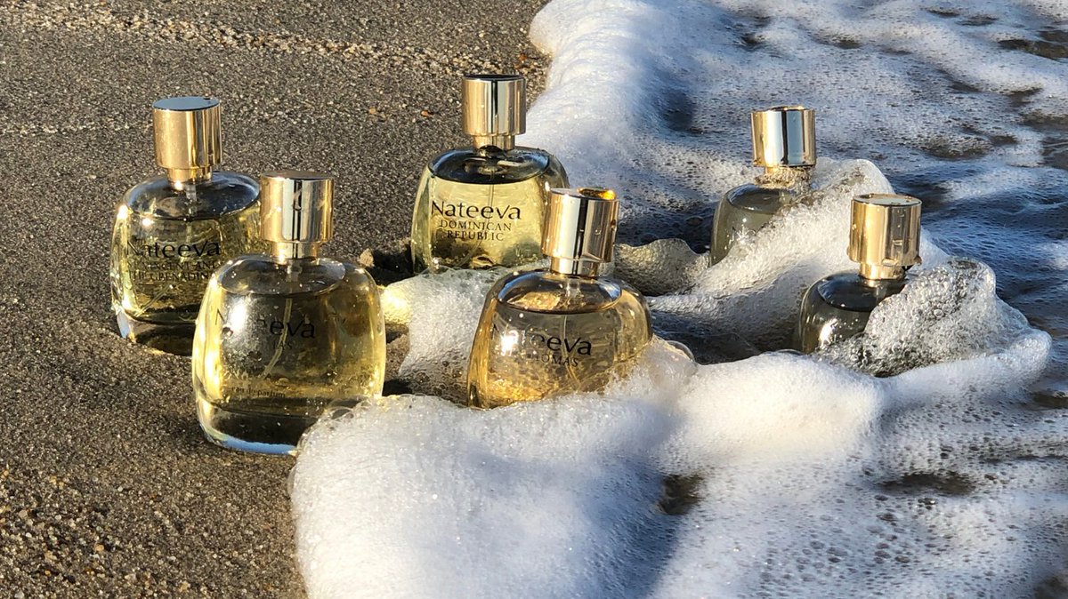 NateevaTweets's tweet photo. Go back to sandy beaches and carefree days with Nateeva.  Use code SAVE20 and take 20% off your entire purchase at https://t.co/iLt8lmqJnR.  #BlackFriday #HolidayGIftIdeas #GiftsForHer https://t.co/7y2nB11yGJ