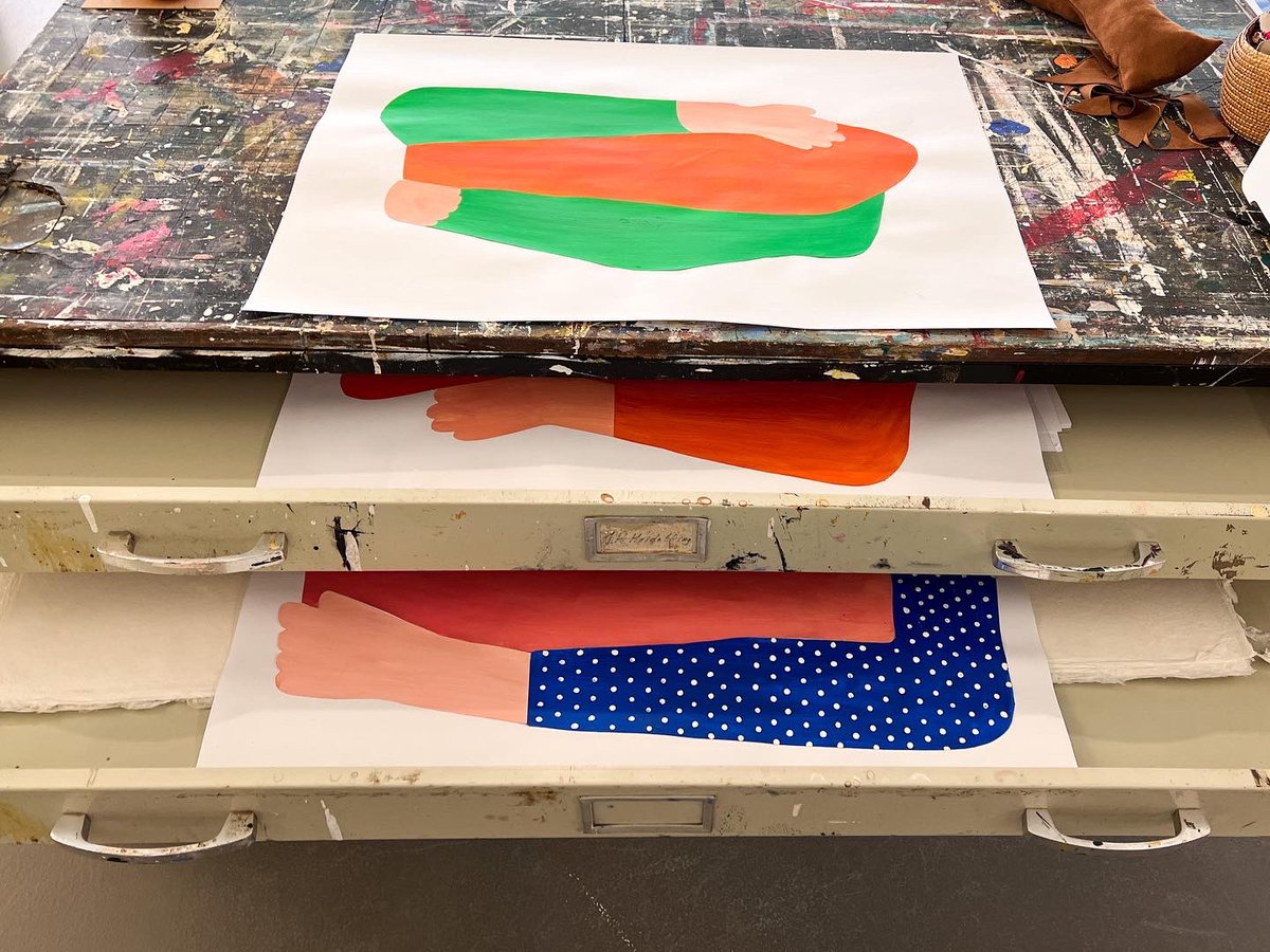 cbkemmen's tweet photo. Kunstenaar Miriam Geerts heeft haar atelier neergezet in de tentoonstelling ‘Kunstenaars IN BEELD’ in De Fabriek. Ze werkt daar aan nieuw materiaal. Kom langs en bekijk haar onderzoek, maar ook de presentatie van haar werk. Open do t/m zo tussen 13 en 17 uur, toegang is gratis. https://t.co/9aLlXvow9H